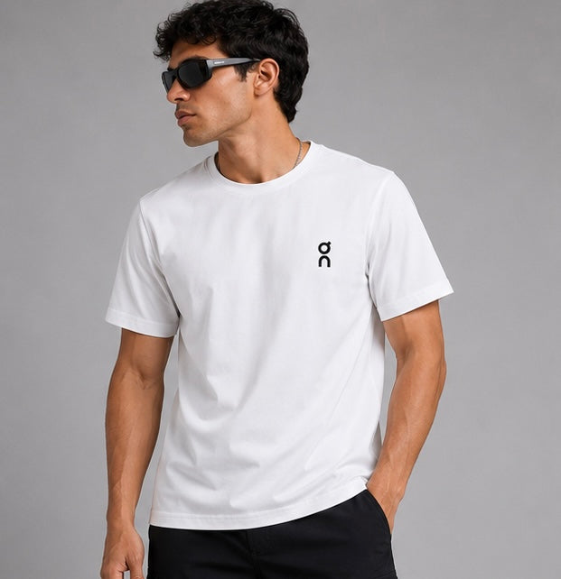 Playera On On-T - White