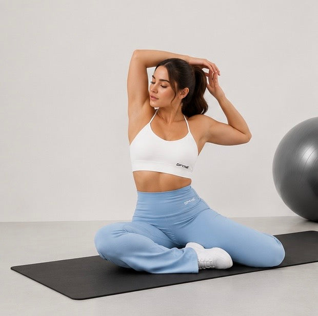 Conjunto DFYNE Impact Sports Bra & Flare Leggings - Cloud Blue & White