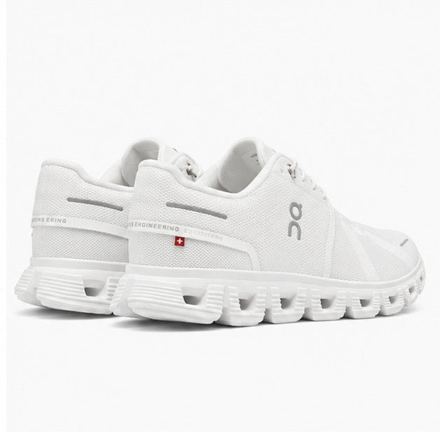 Tenis On Cloud 5 - All White
