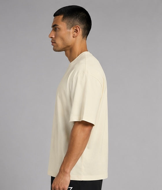 Playera Gymshark Crest Oversized T-Shirt - Crema