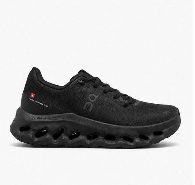 Tenis On Cloudtilt - All Black.