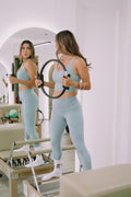 Conjunto Deportivo Alo Yoga  - Azul Glaciar